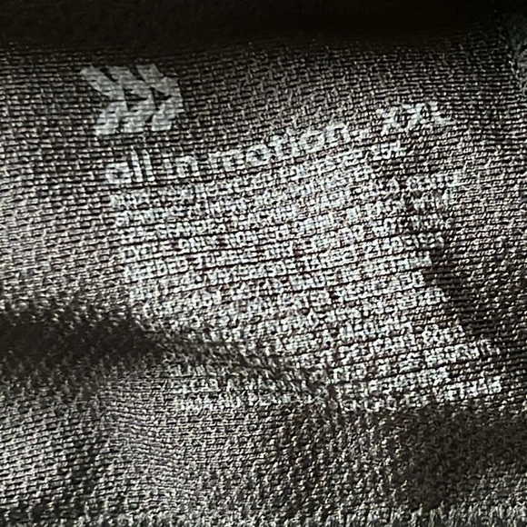 3 Sports Bras - Picture 4 of 9